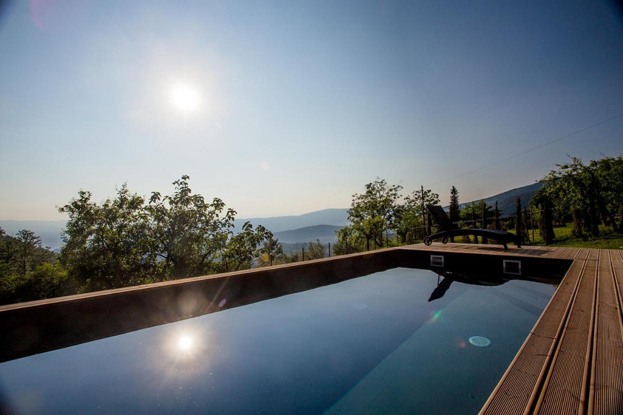 Villa Ancora Tenuta Lonciano Gualdo  Exterior photo